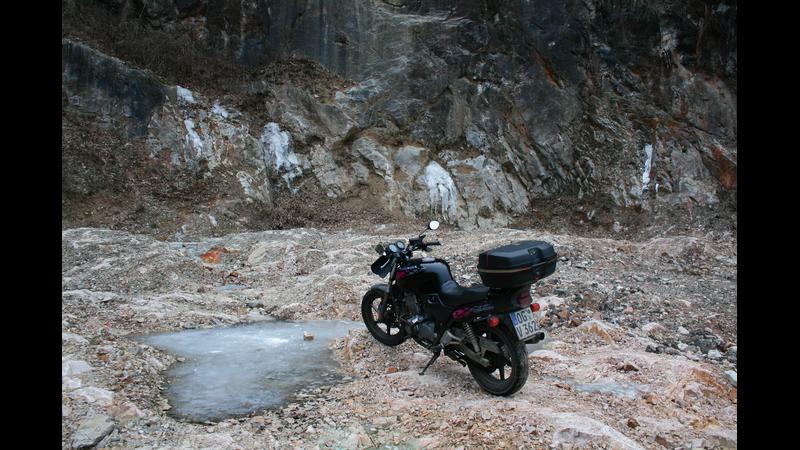 2012-02-13-motorcycle_ice